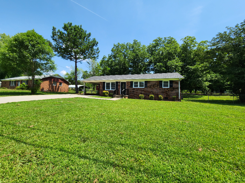 Spartanburg House: 445 Summerland Dr