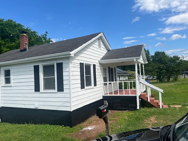 Mount Holly House: 920 old hickory grove road