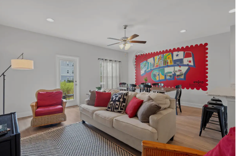 Panama City Beach Single Room: 1884 Pointe Drive