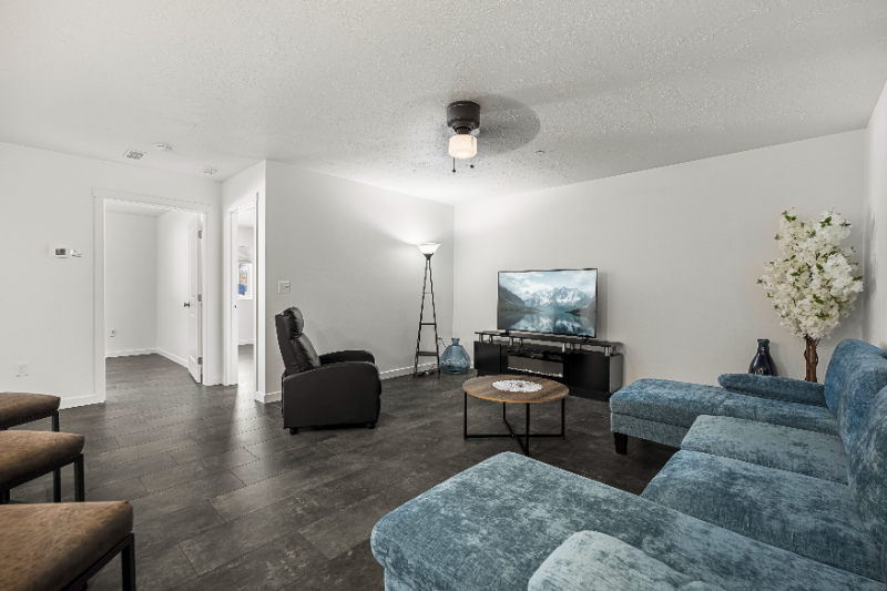 Kellogg Condo: 140 Railroad Avenue