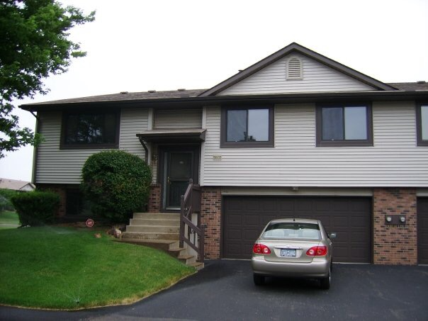 Shoreview Townhome: 5603 Donegal Dr