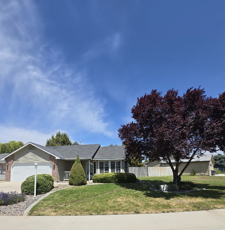 Nampa House: 8120 E Brandts Creek Way