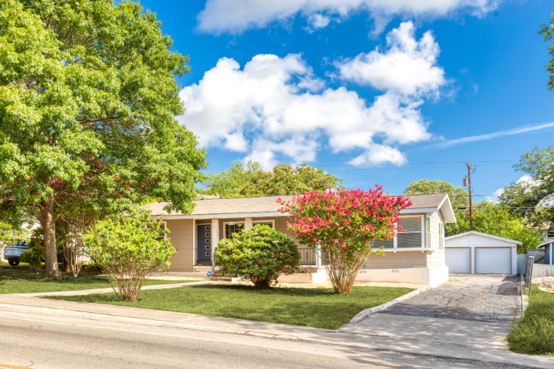 Terrell Hills House: 615 Rittiman Rd.
