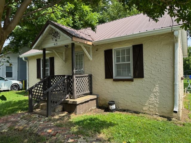 Columbia House: 413 E 17th St
