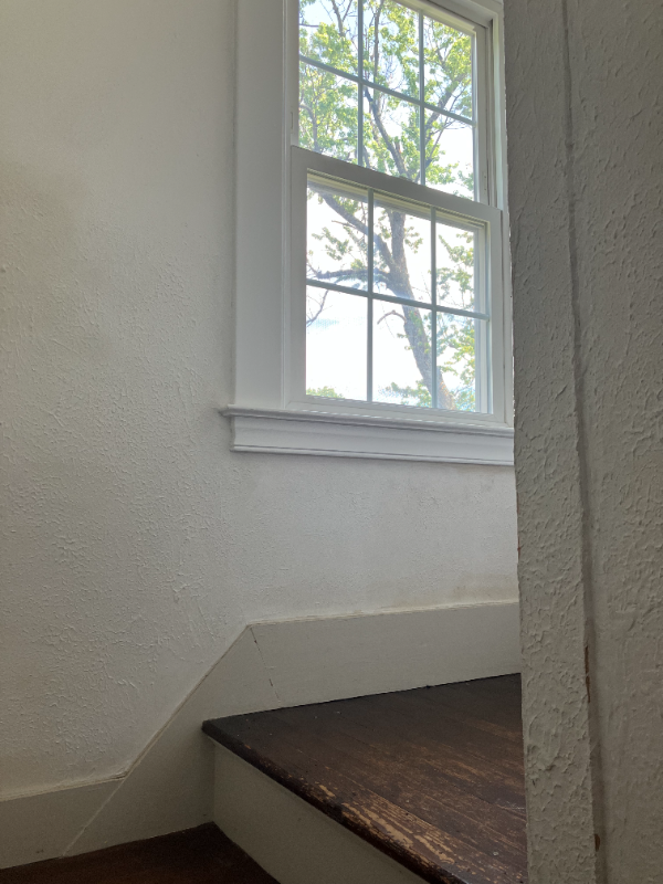 West Hartford House: 55 Quaker Lane North