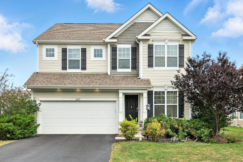 Lewis Center House: 5497 Mercier St