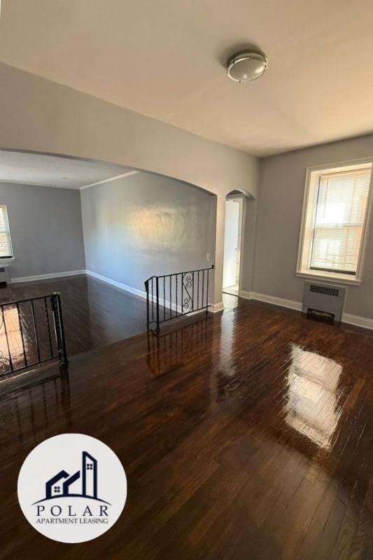 East Orange Apartment: 33 S Munn