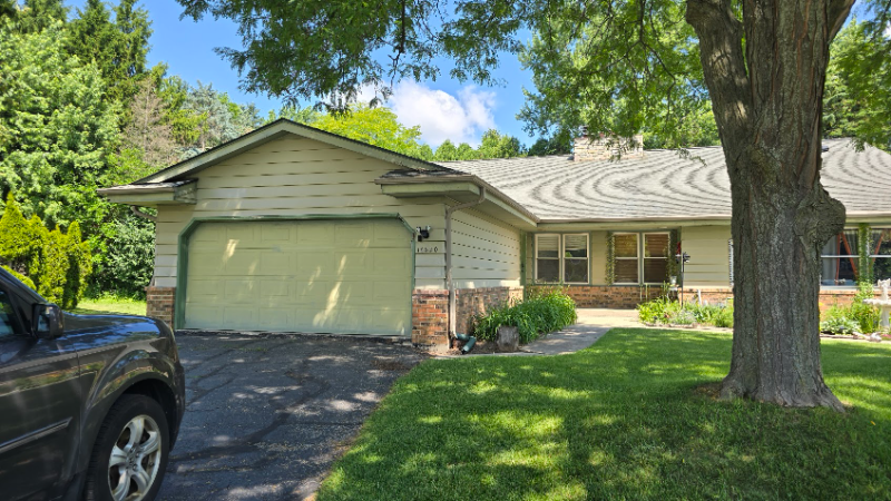 Brookfield Townhome: 16830 Dane Ct