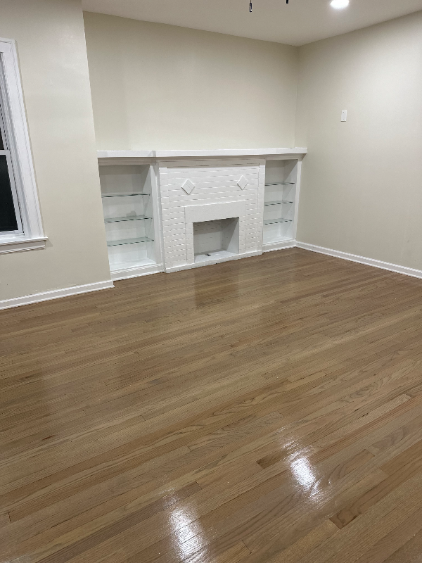 Chicago Apartment: 7940 S Saint Lawrence Ave Apt 1