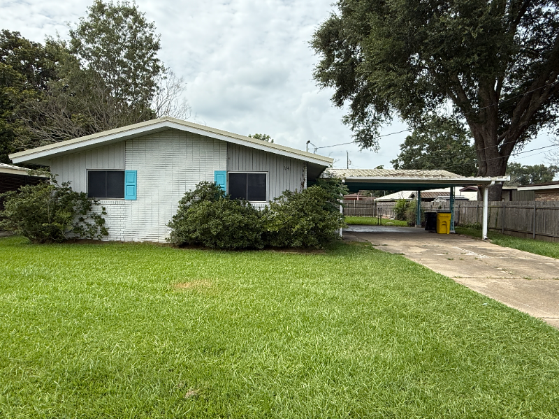 Carencro House: 114 Brockton Dr