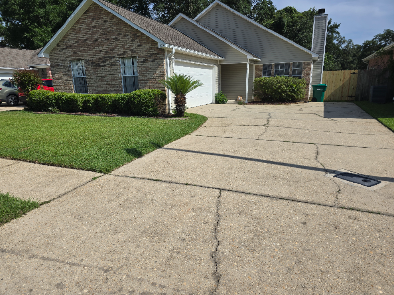 Shalimar House: 2566 Barron Ct