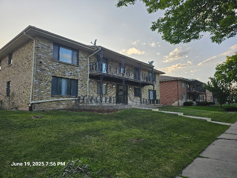 Milwaukee Apartment: 4231 N. 104TH ST