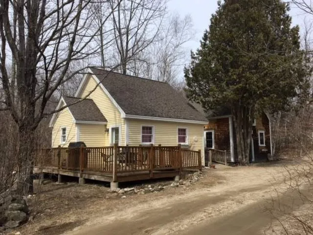 center tuftonboro House: 738 north line road