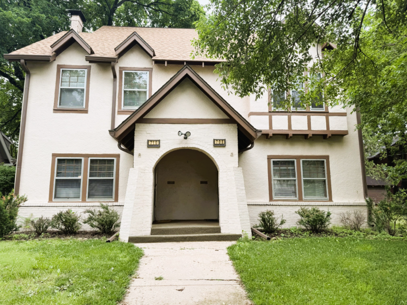 Wichita House: 708 N Porter