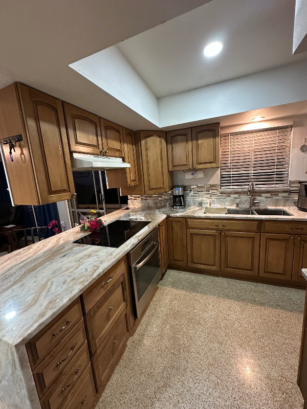 Sebastian House: 819 Schumann Dr.