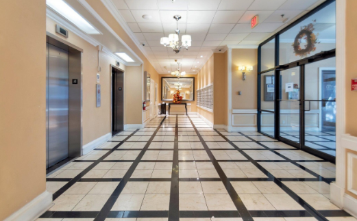 Jacksonville Condo: 311 w ashley st