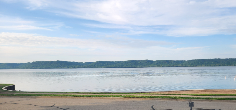Lake City Condo: 213 N Park Street