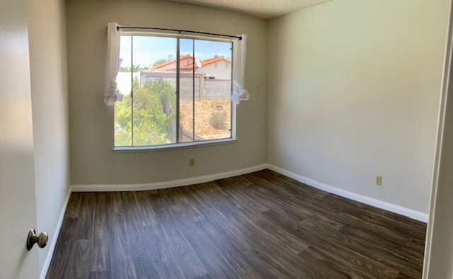San Diego Single Room: 8380 Hydra Ln