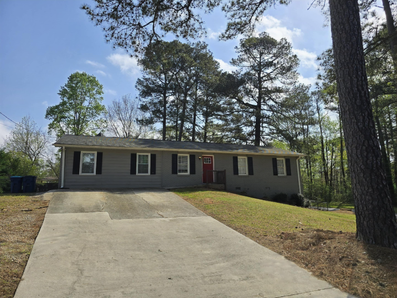 Lawrenceville Single Room: 3005 Hidden Drive