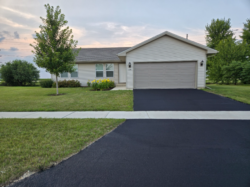 Belvidere House: 1044 Witbeck