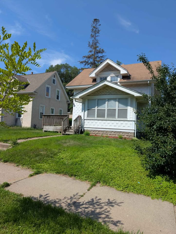MInneapolis House: 3739 Lyndale Ave N