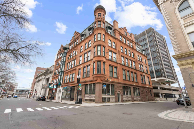 Bridgeport Apartment: 177 State Street