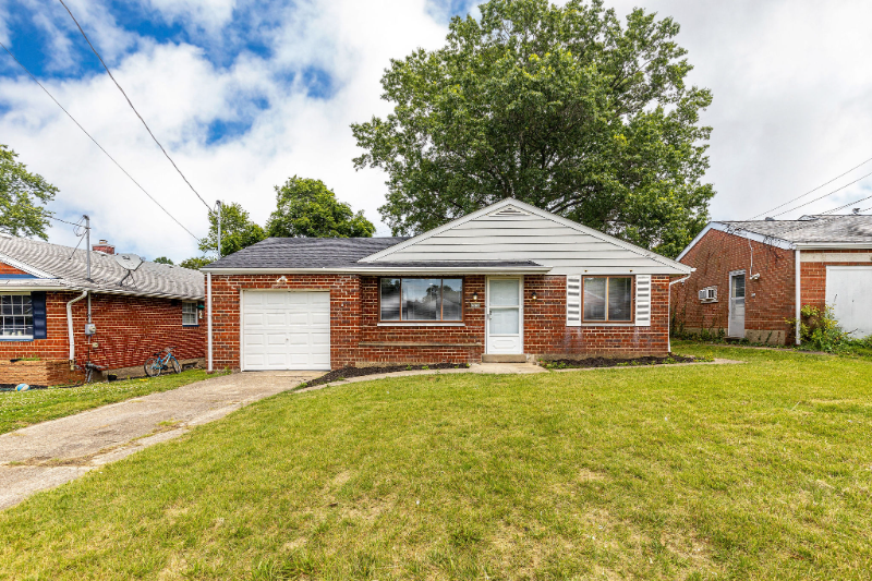 Cincinnati House: 6630 Twinridge Lane