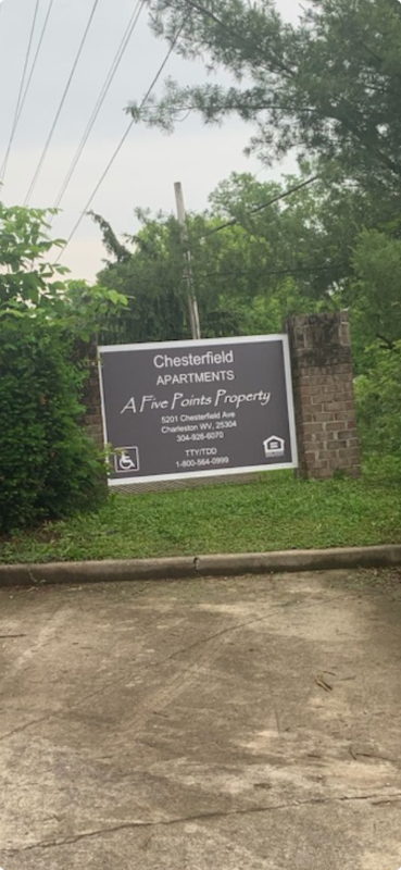 CHARLESTON Townhome: 5221 Chesterfield Ave. S.E.