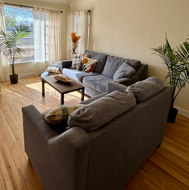 Farmington Single Room: 708 N Monterey Ave