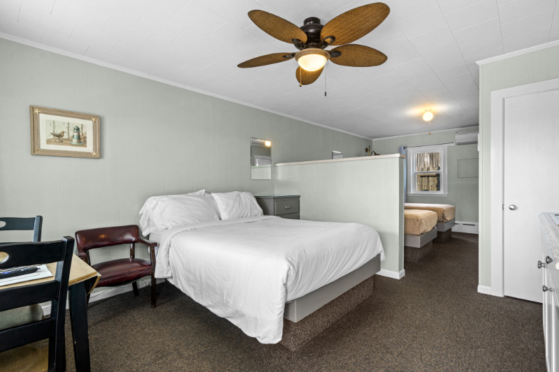 Old Orchard Beach Apartment: 8 Traynor St