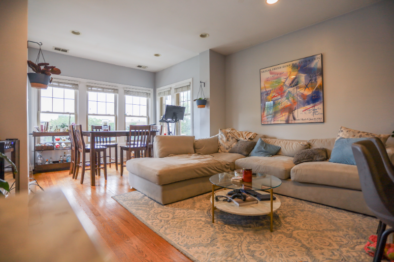 Chicago Multiplex: 920 Buena Ave