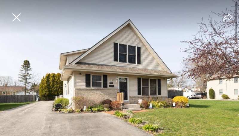 Cudahy Townhome: 3326 E Adams Ave