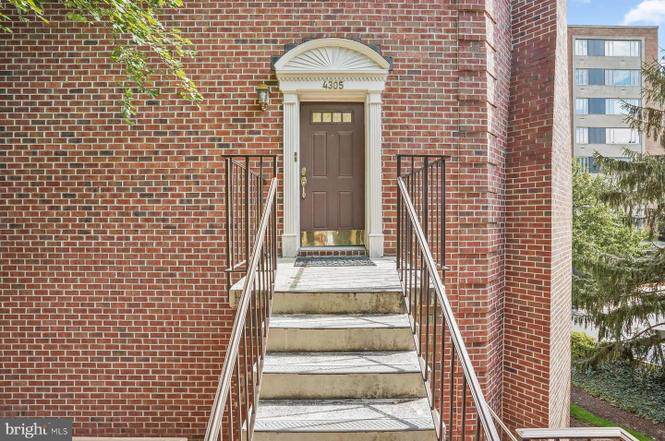 Washington House: 4305 Massachusetts Ave NW