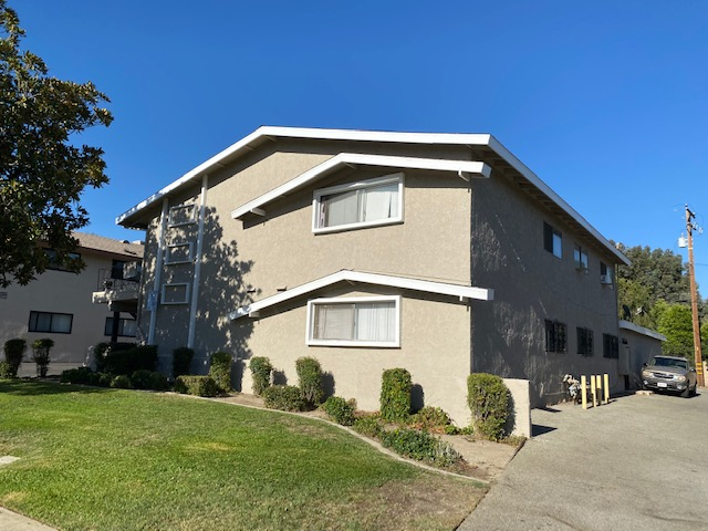 montclair Multiplex: 10381 pradera ave