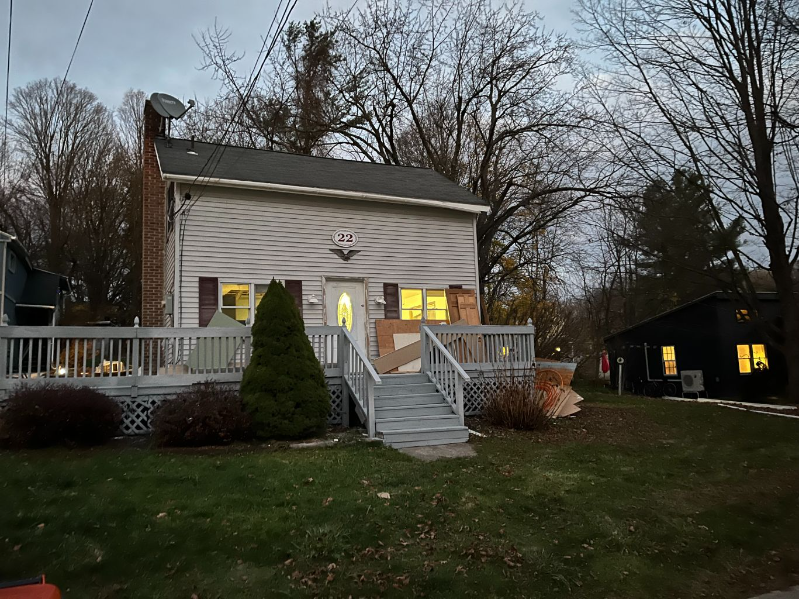 Millerton House: 22 South Center