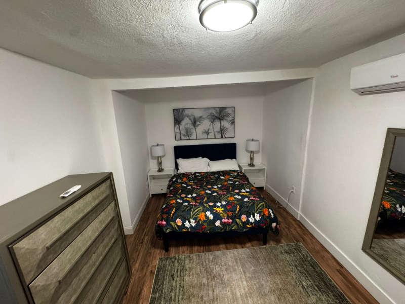 Miami Single Room: 160 NW 60th St