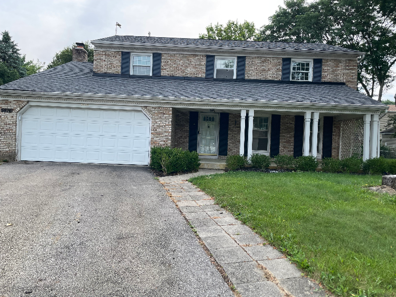 Columbus House: 5876 Mall View Ct.