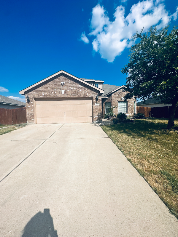 Anna House: 1417 cottonwood
