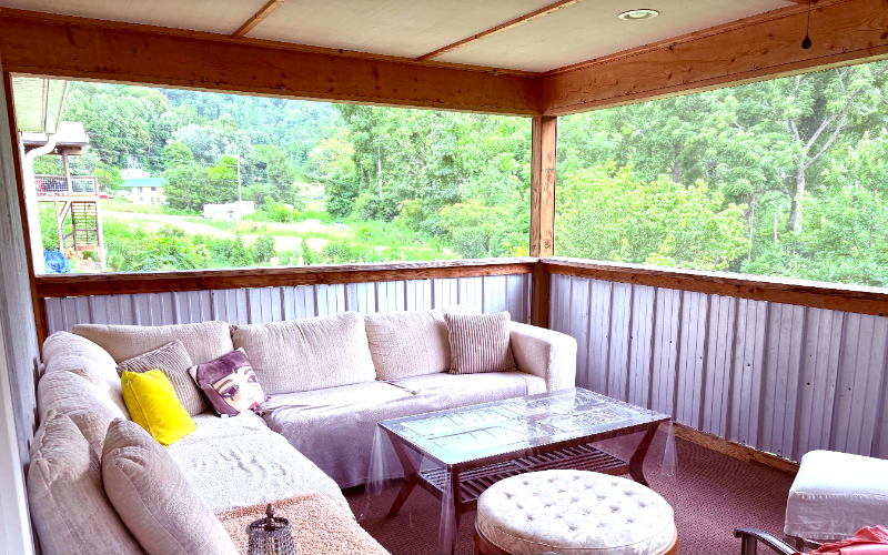 Weaverville House: 45 Mundy Cove Rd