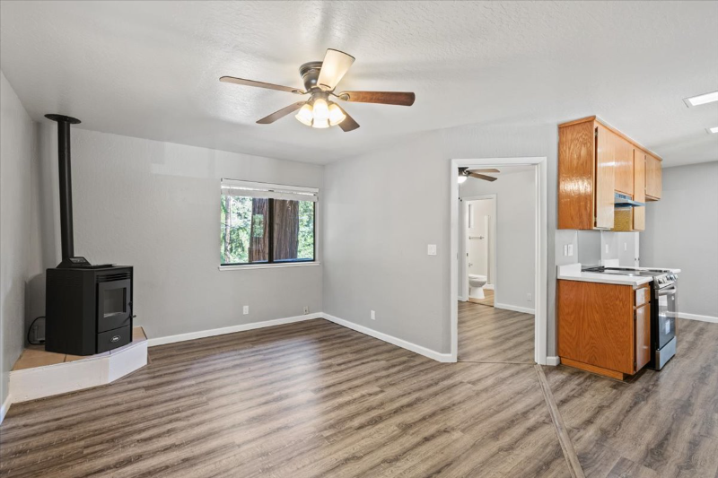 Pollock Pines House: 5293 Buckhorn Rd