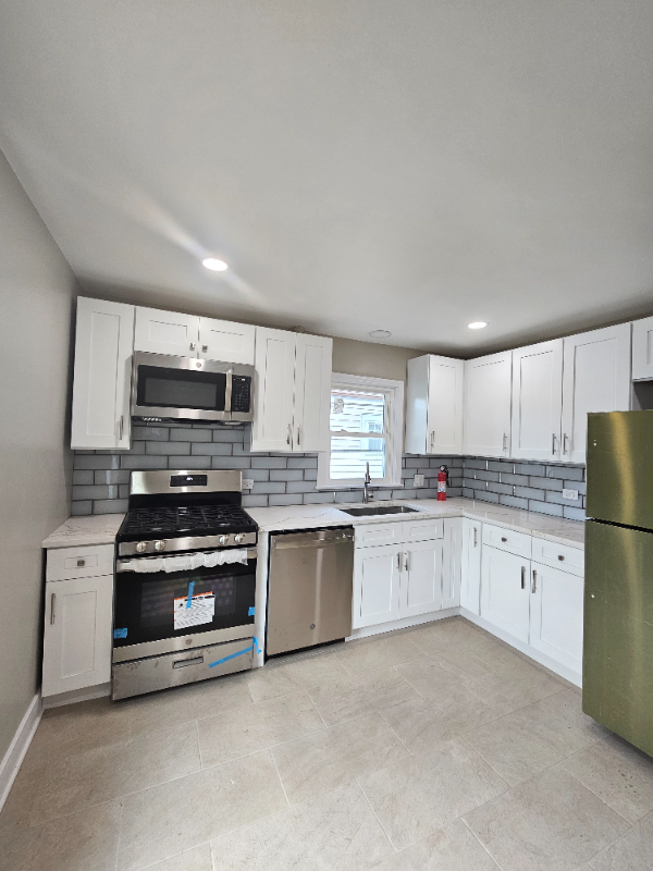 river grove House: 2733 indian boundary rd