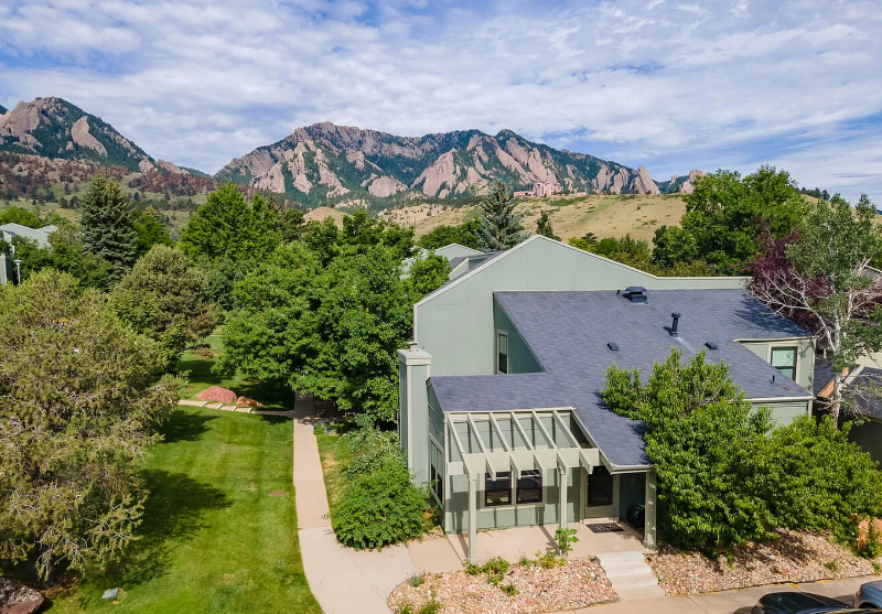 Boulder Townhome: 55 Benthaven Place