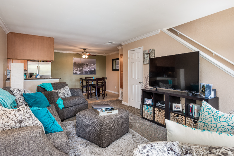 San Diego Townhome: 3615 Ash St 9