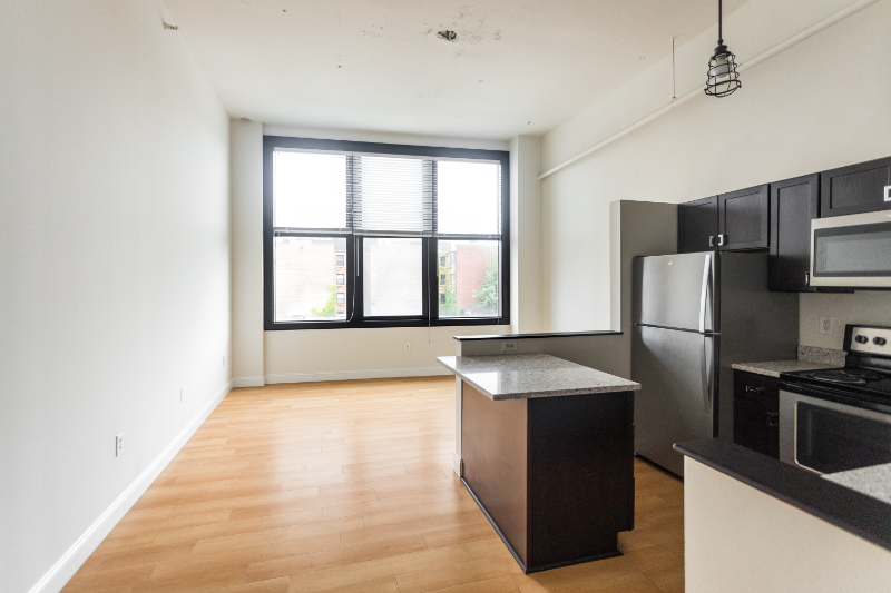 Detroit Apartment: 4600 Woodward