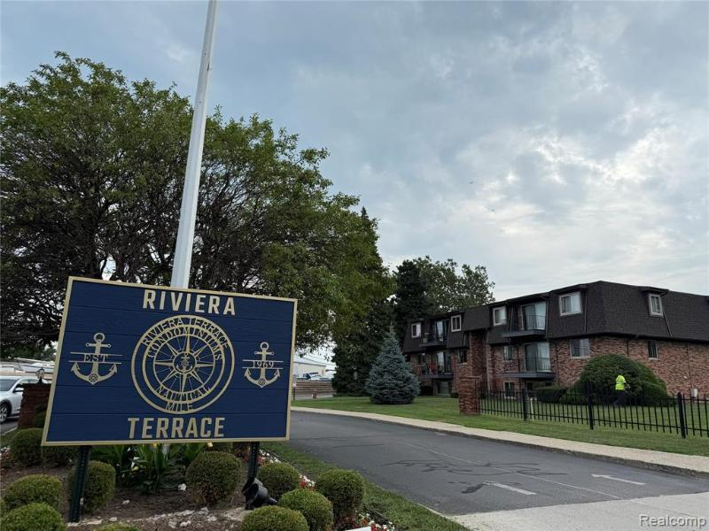 Saint Clair Shores Condo: 103 Riviera Drive