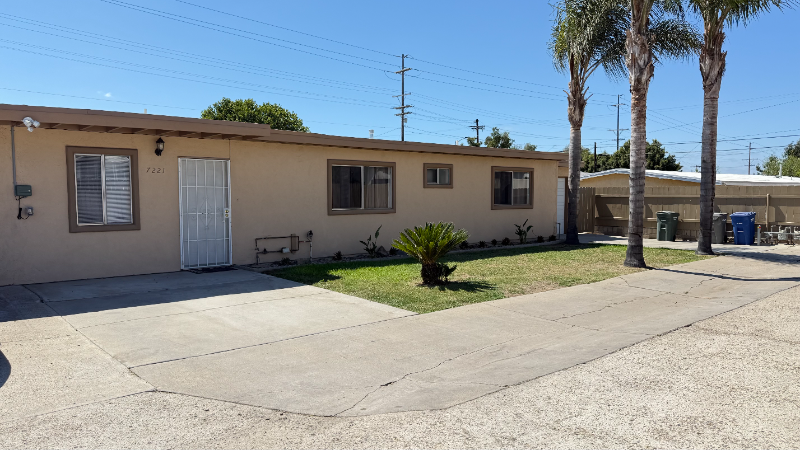 Lemon Grove Townhome: 1 Central Ave