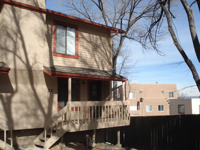 Colorado Springs Townhome: 32 E Old Broadmoor Rd