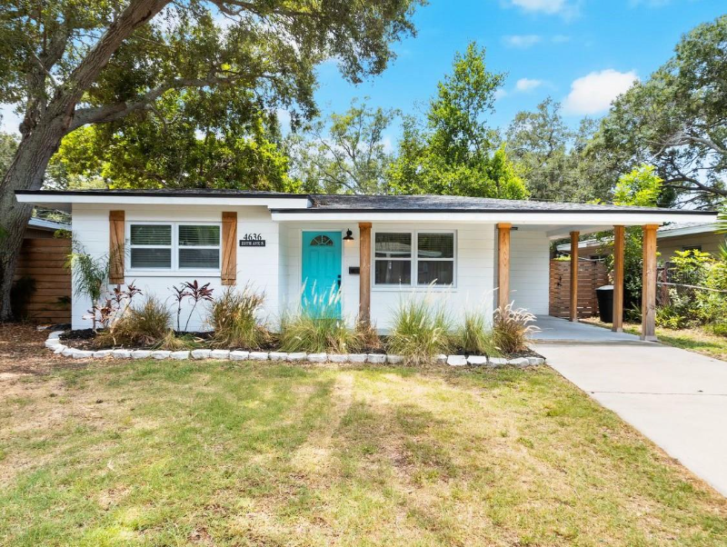 Saint petersburg House: 4636 25th Ave S