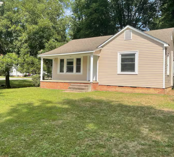 Kannapolis House: 526 Carolyn ave