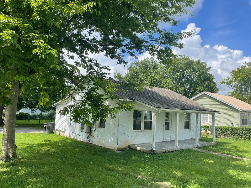 Columbia House: 208 E 17th